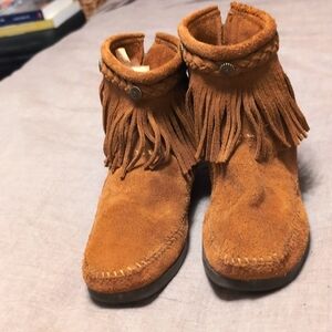 Minnetonka Brown Suede Moccasins Booties